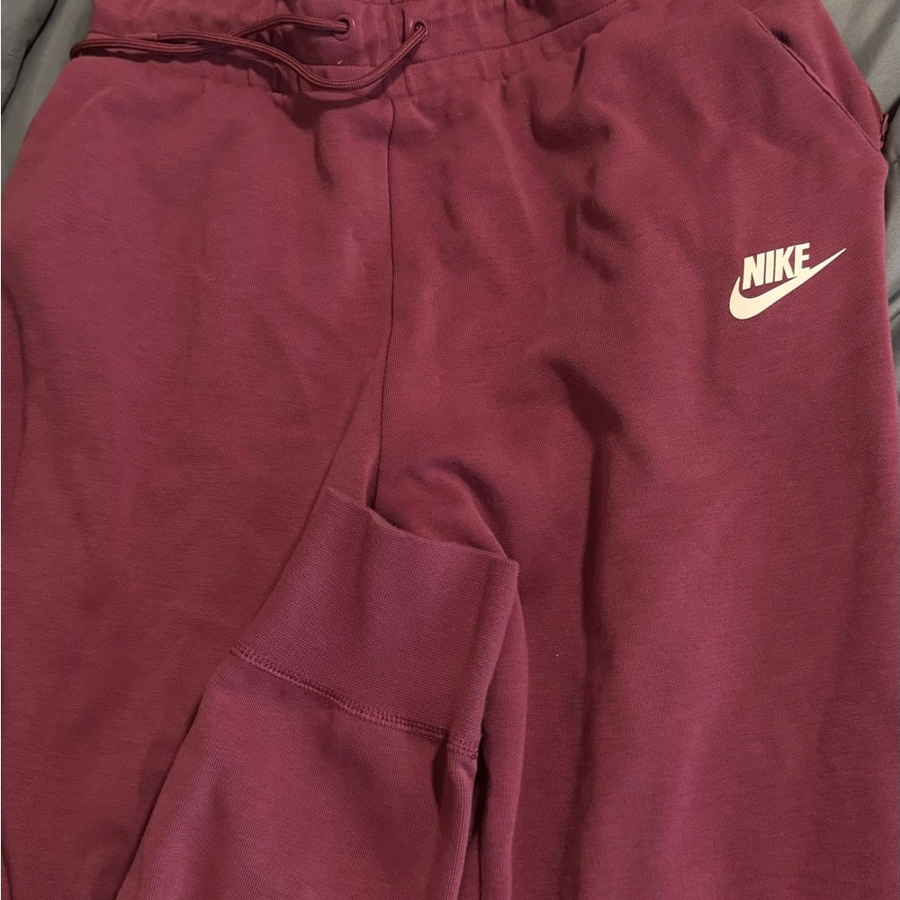 Nike joggers